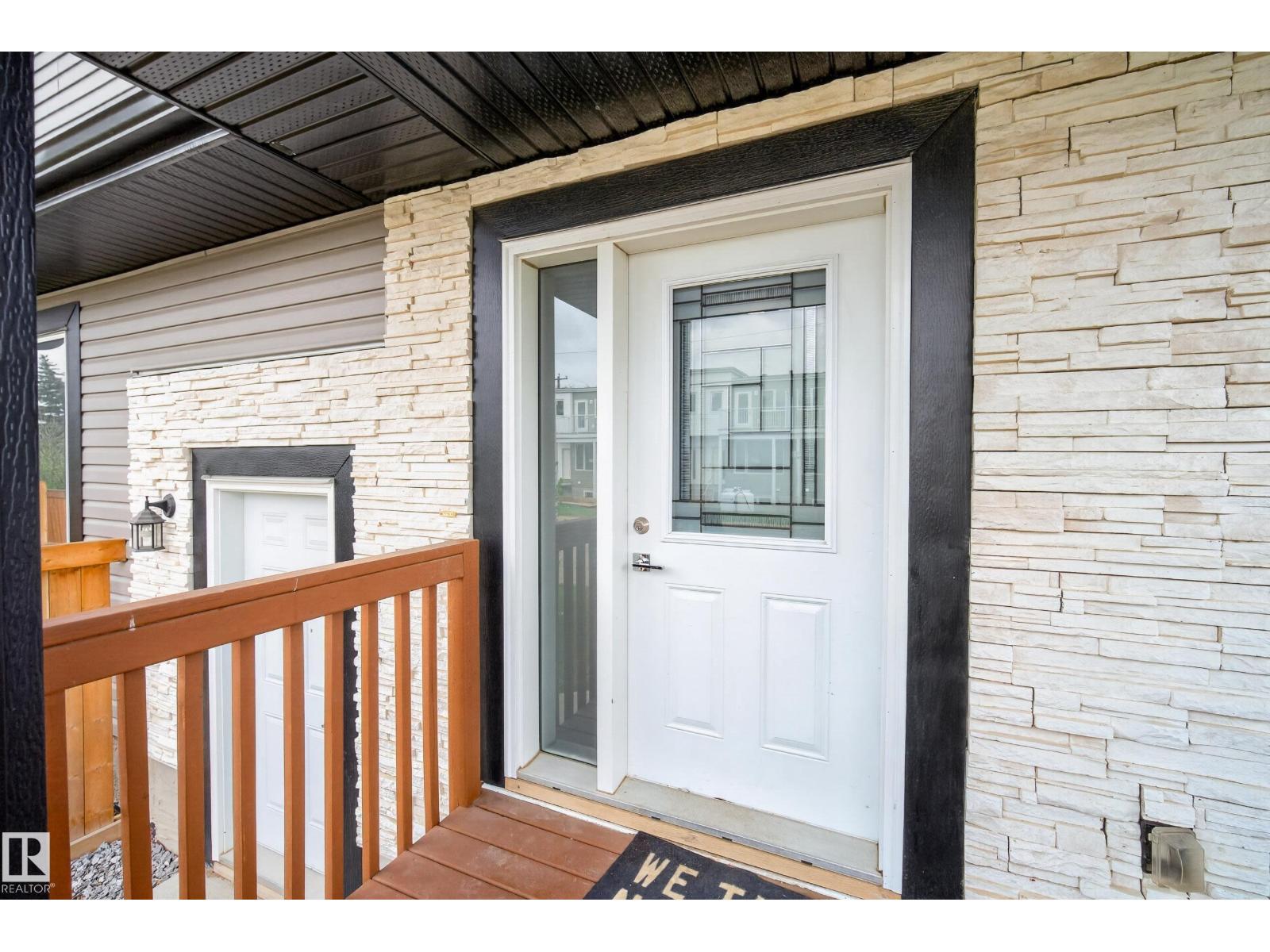 14921 90 AV NW - 3