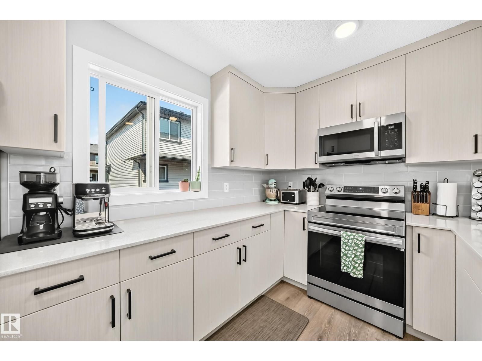 #95 1530 TAMARACK BV NW - Image 8