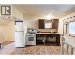 292 Christina Street South, Sarnia, ON N7T2N5 Photo 13