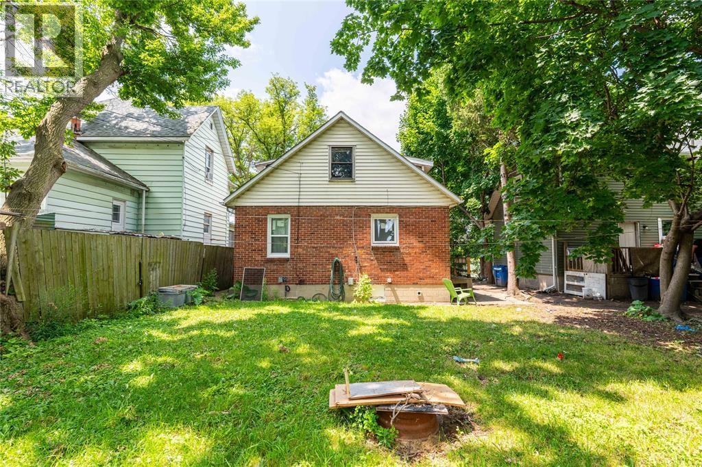 292 Christina STREET South - 22