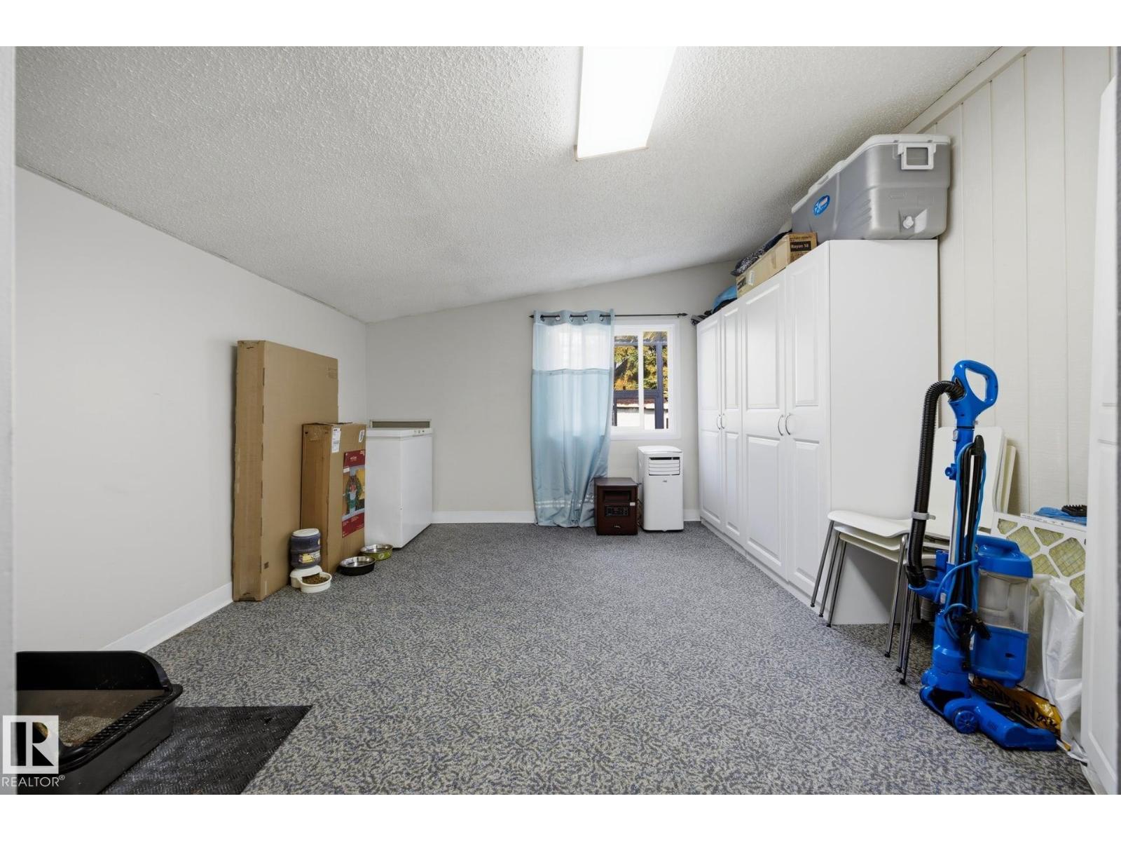 1106 Lake Vista DR - Image 16