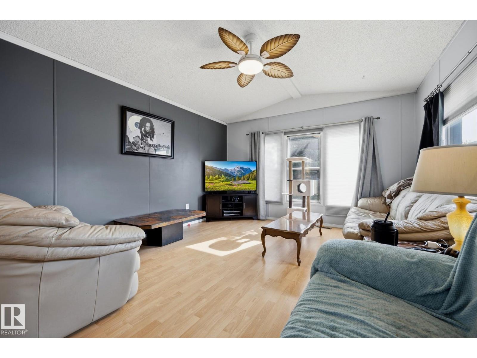 1106 Lake Vista DR - Image 35