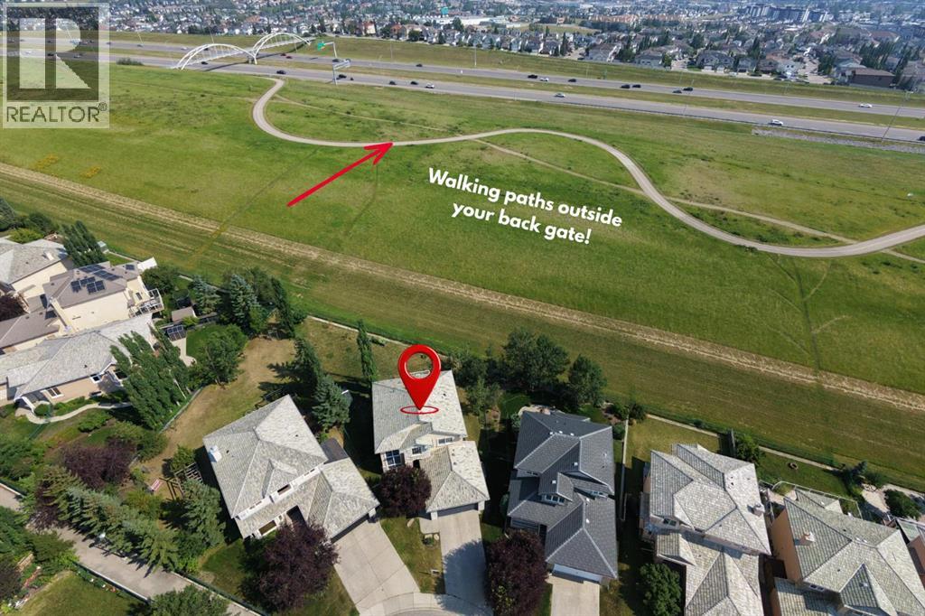 81 Royal Crest Terrace NW - 41