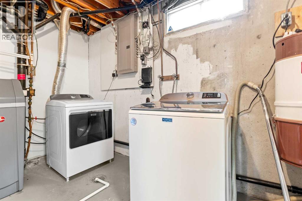 5467 Dalrymple Crescent NW - Image 31
