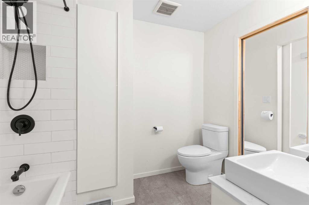 5467 Dalrymple Crescent NW - Image 21