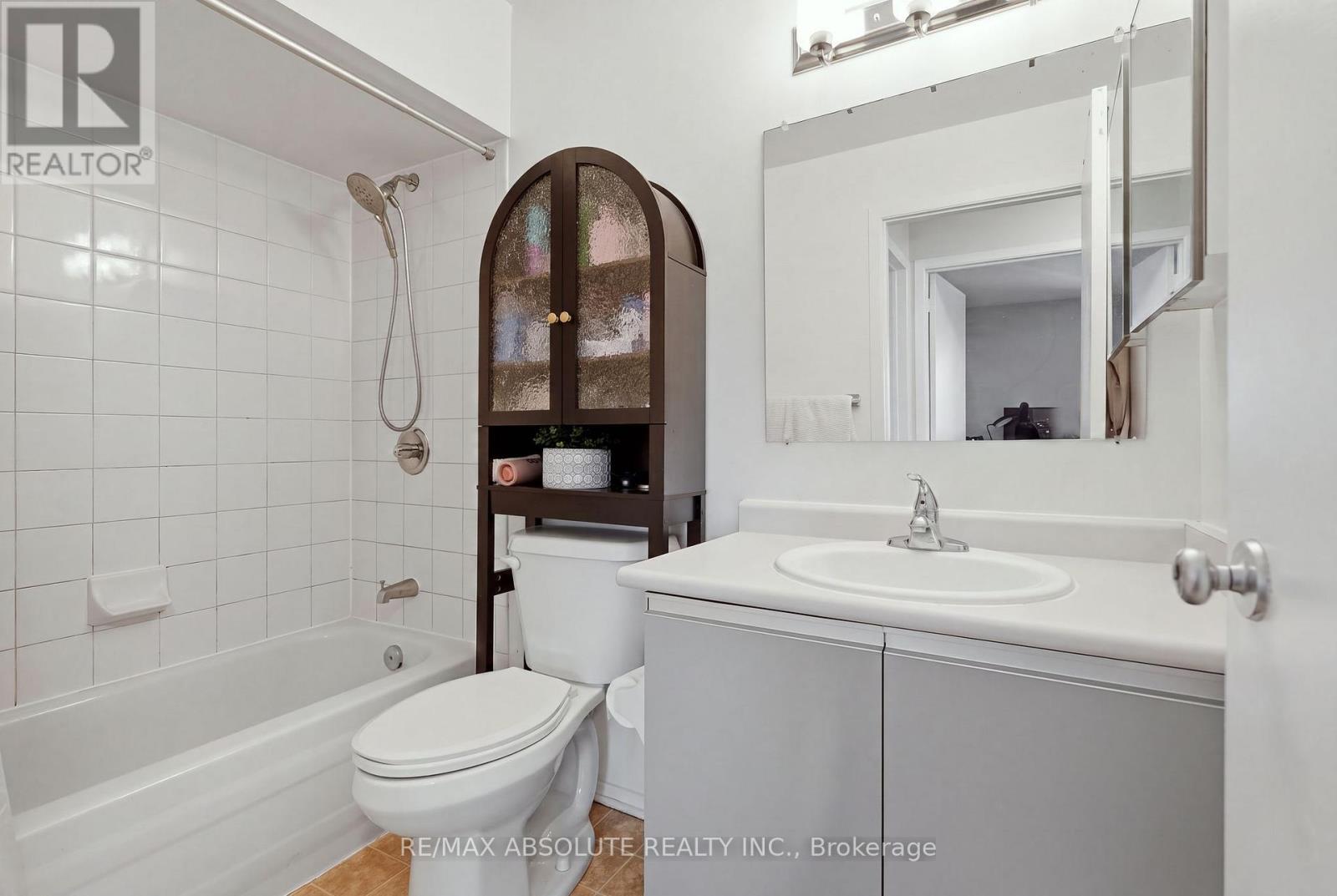 2 Bed, 1 Bath Apartment for Sale in Ottawa – 318 – 250 BRITTANY DRIVE, Ottawa – MLS# X13644318 - Image 19