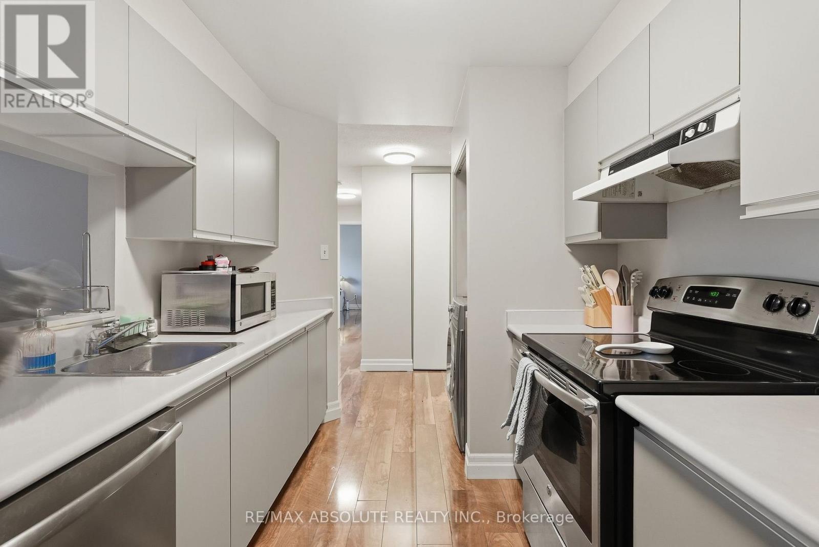 2 Bed, 1 Bath Apartment for Sale in Ottawa – 318 – 250 BRITTANY DRIVE, Ottawa – MLS# X13644318 - Image 9