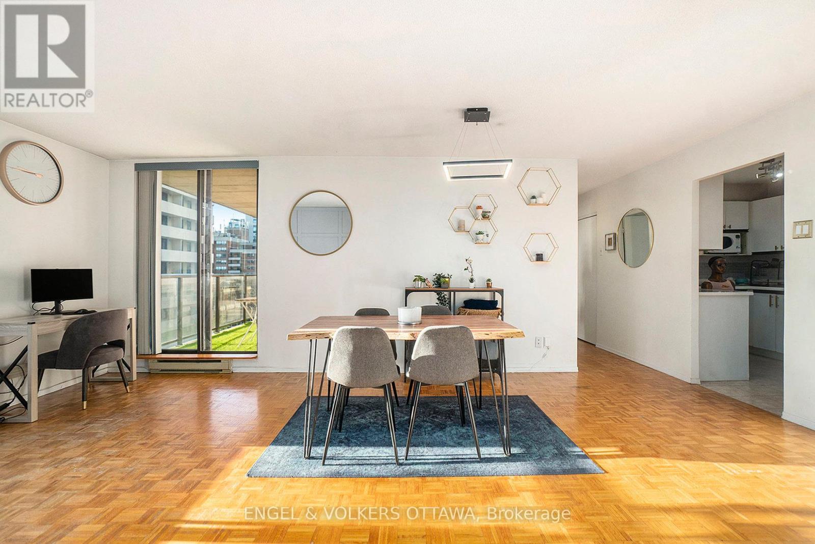 #907 475 LAURIER AVENUE W - 8