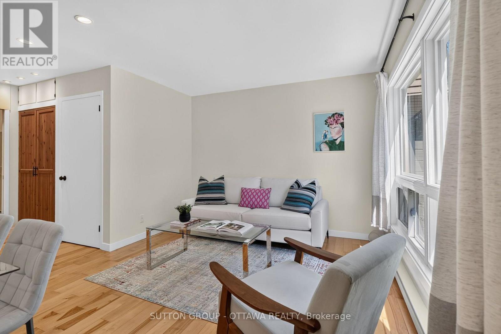 3 Bed, 2 Bath House for Sale in Ottawa – 55 PIXLEY, Ottawa – MLS# X13644470 - Image 10