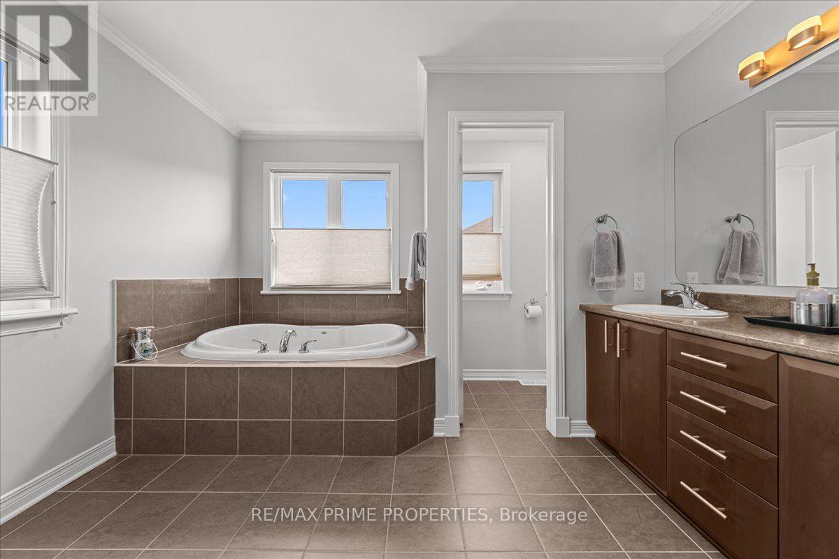 5 Bed, 5 Bath House for Sale in Ottawa – 1962 PLAINHILL DRIVE, Ottawa – MLS# X13644670 - Image 31