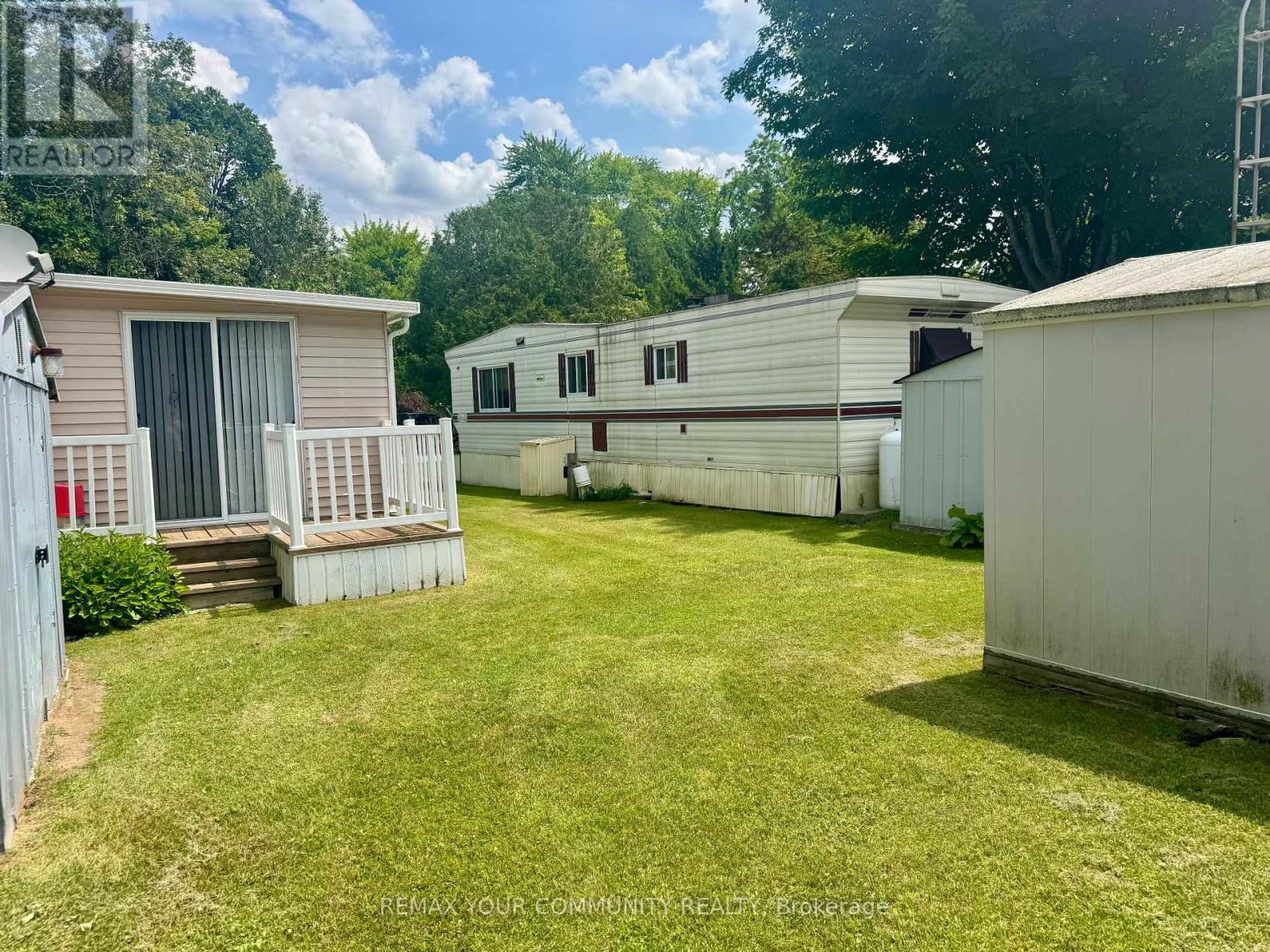 285 CRYDERMANS 313 SIDE ROAD - 17