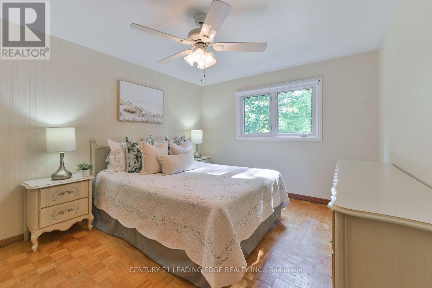 15 SIR GAWAINE PLACE - 21