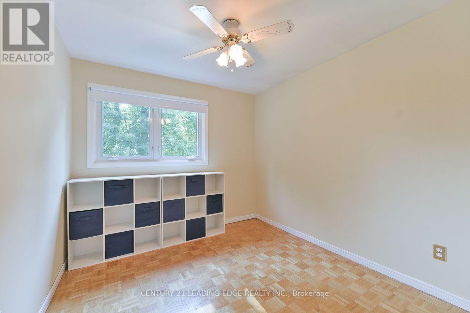 15 SIR GAWAINE PLACE - 23
