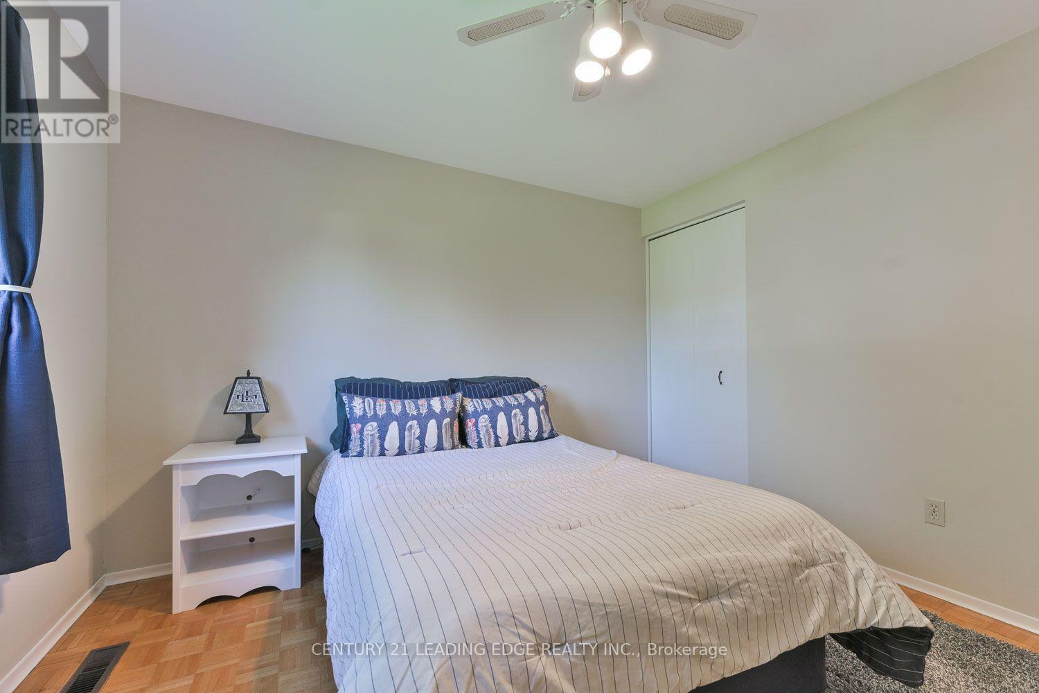 15 SIR GAWAINE PLACE - 26