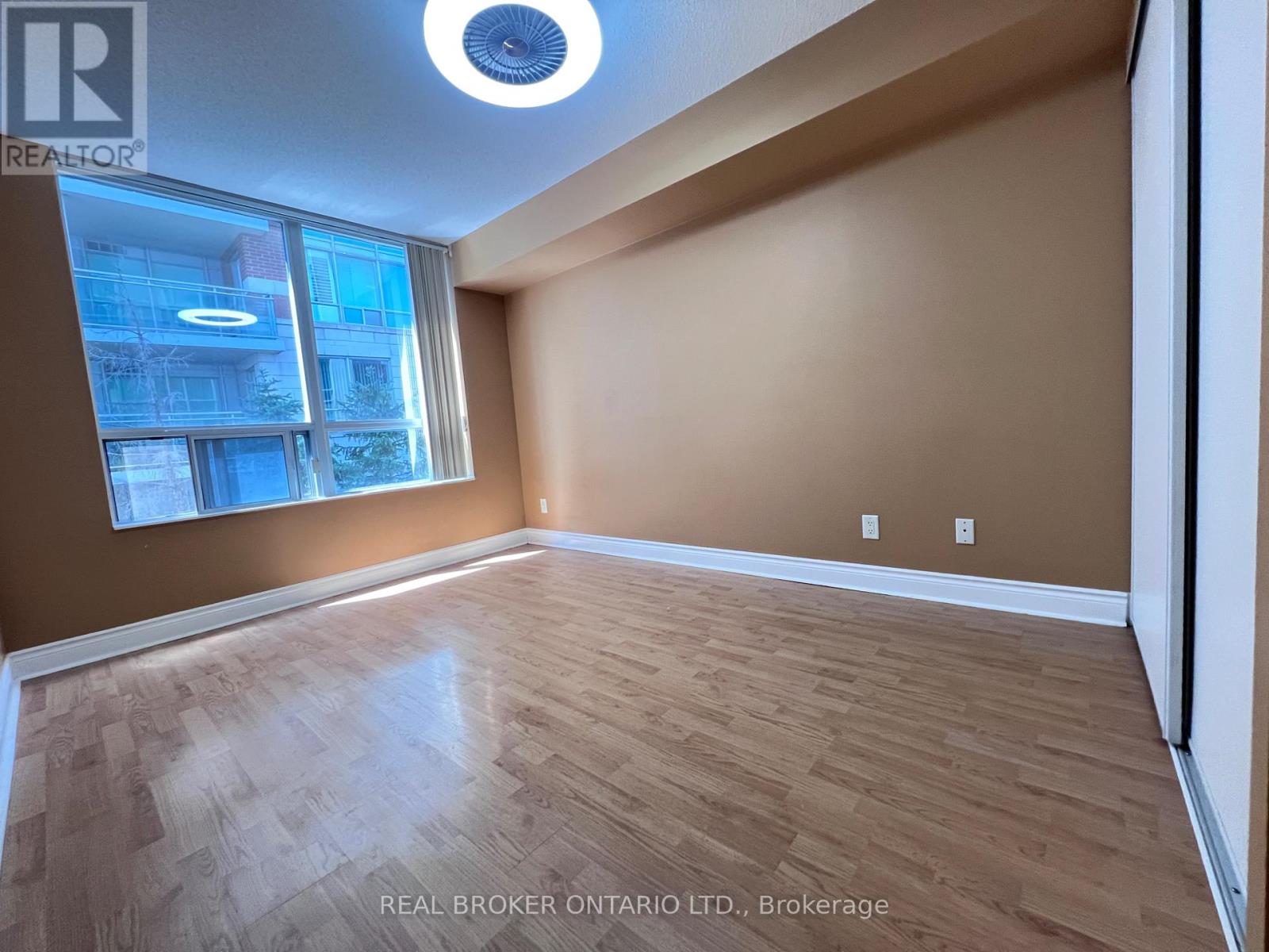 #310 88 TIMES AVENUE - Image 8