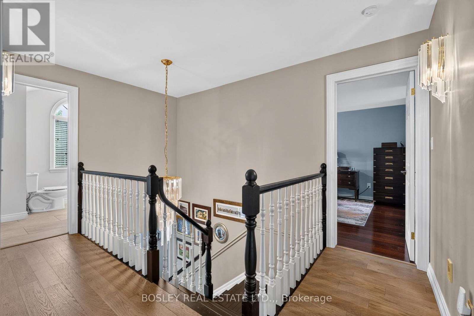 28 ARBOUR GLEN DRIVE - 19