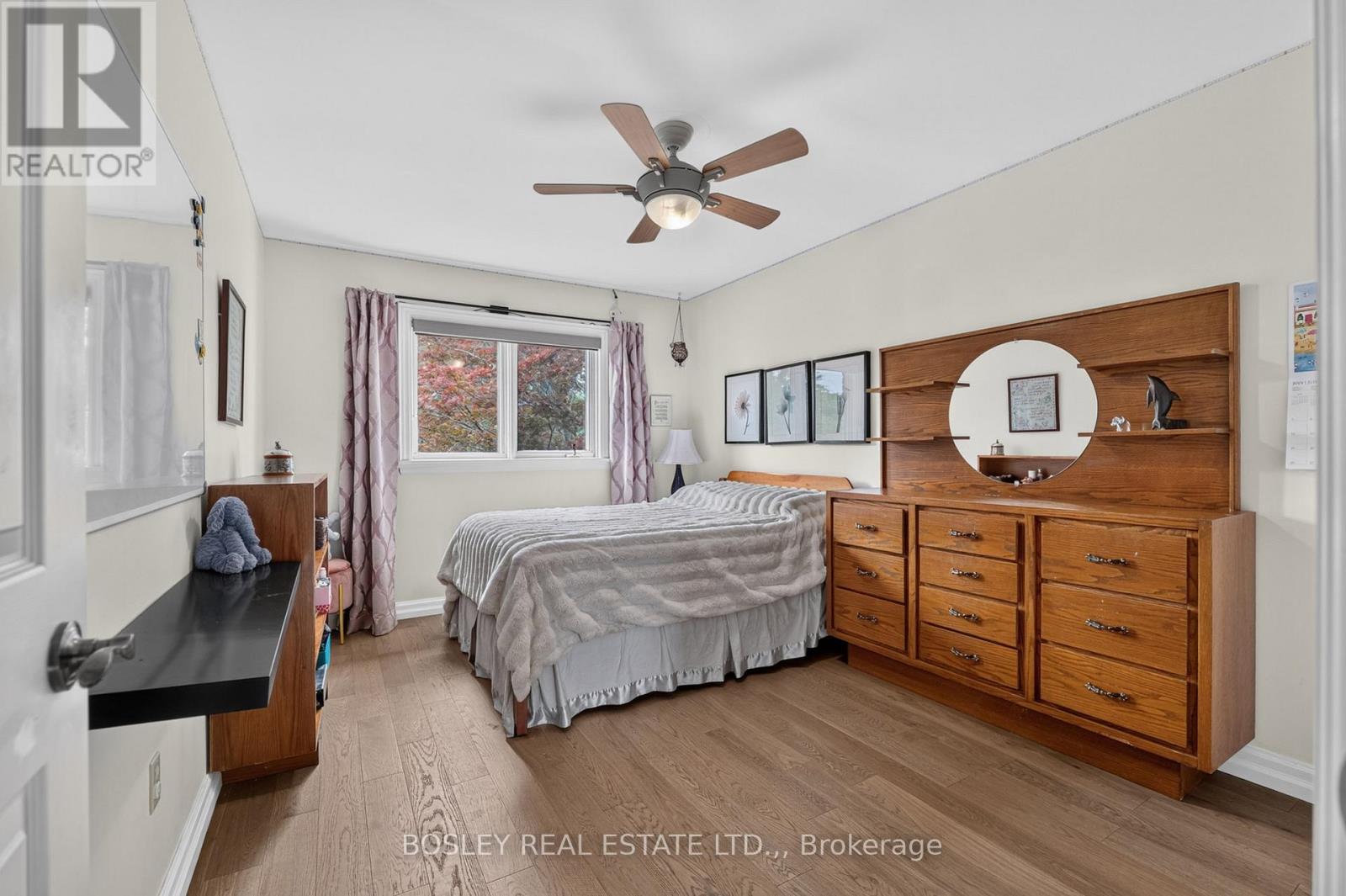28 ARBOUR GLEN DRIVE - 23