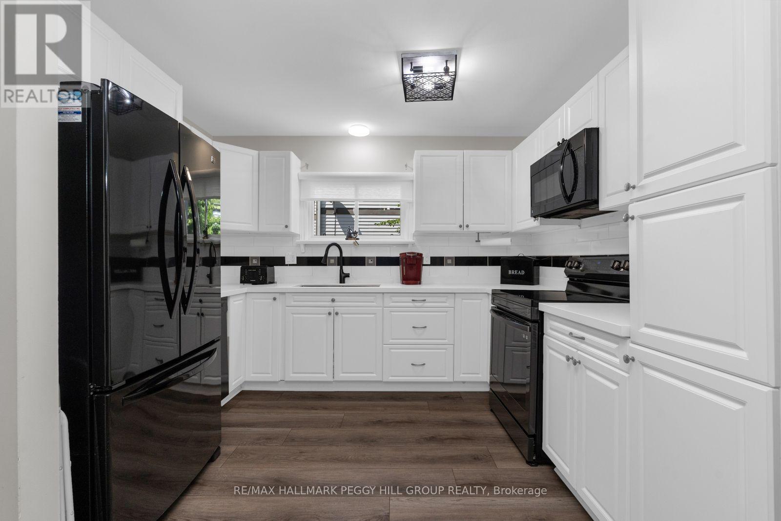 15 WILDE PLACE - 2