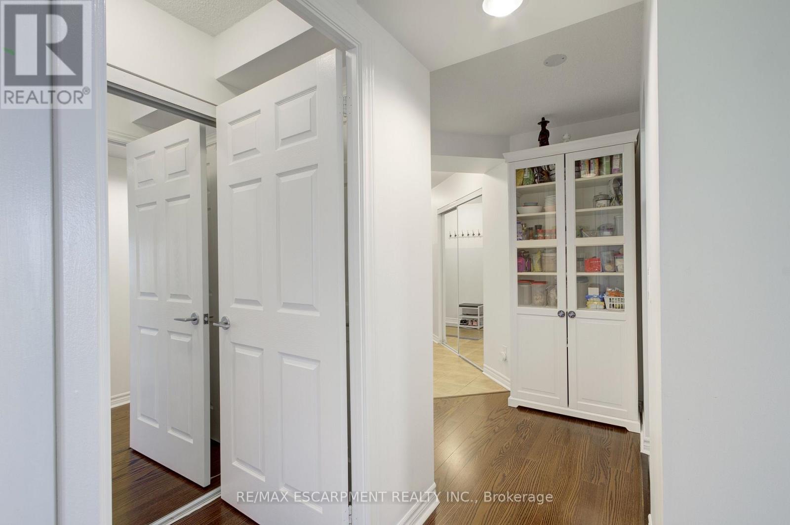 #603 2379 CENTRAL PARK DRIVE - 21