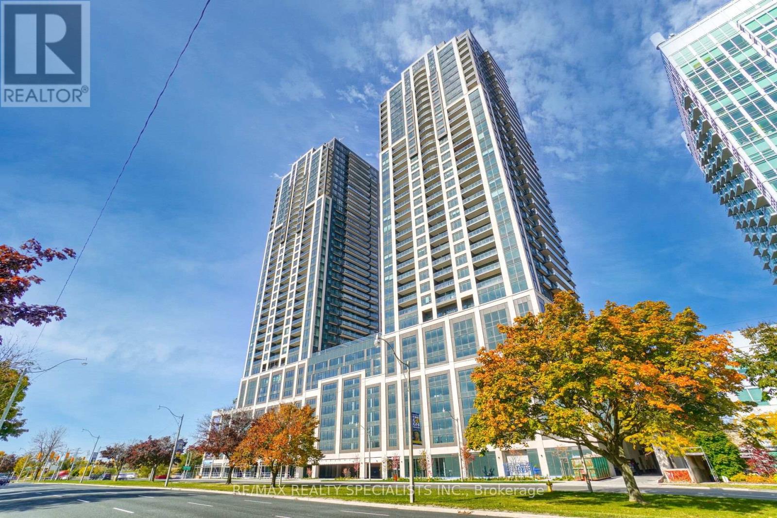 #2711 1926 LAKE SHORE BOULEVARD - 2