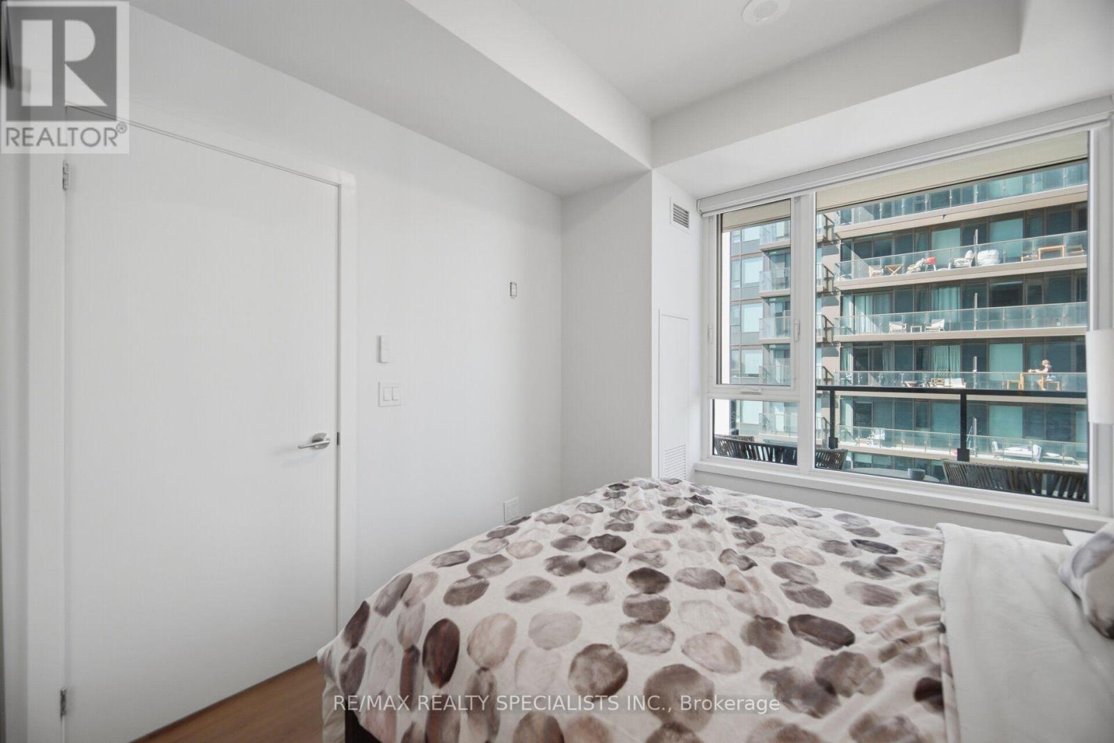#2711 1926 LAKE SHORE BOULEVARD - Image 28