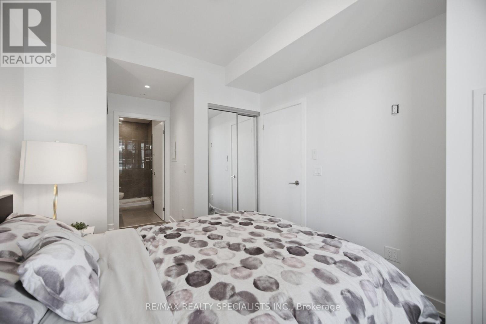 #2711 1926 LAKE SHORE BOULEVARD - Image 29