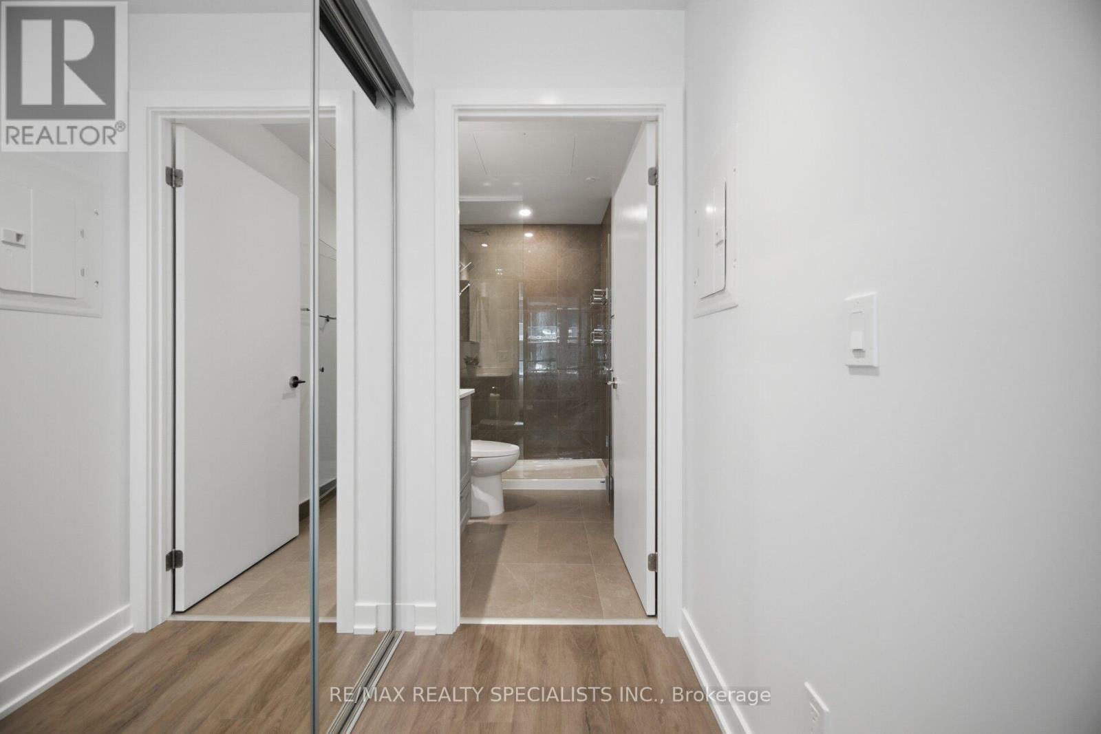 #2711 1926 LAKE SHORE BOULEVARD - Image 31