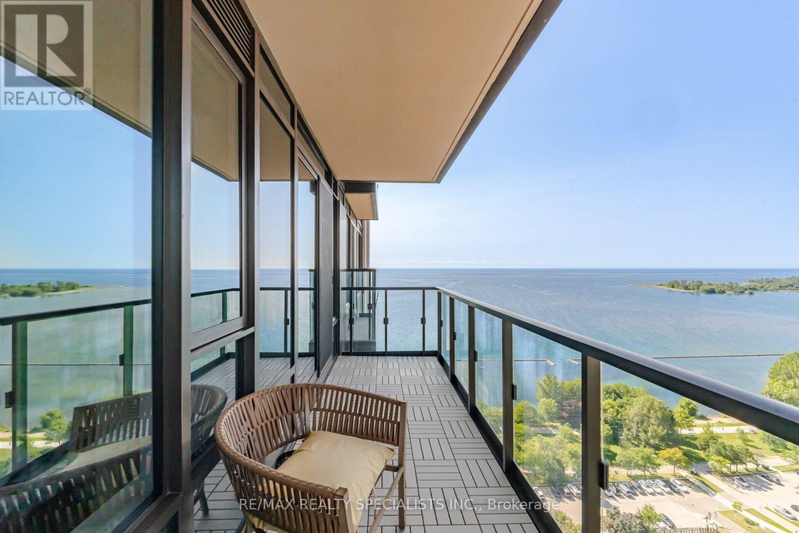 #2711 1926 LAKE SHORE BOULEVARD - Image 37
