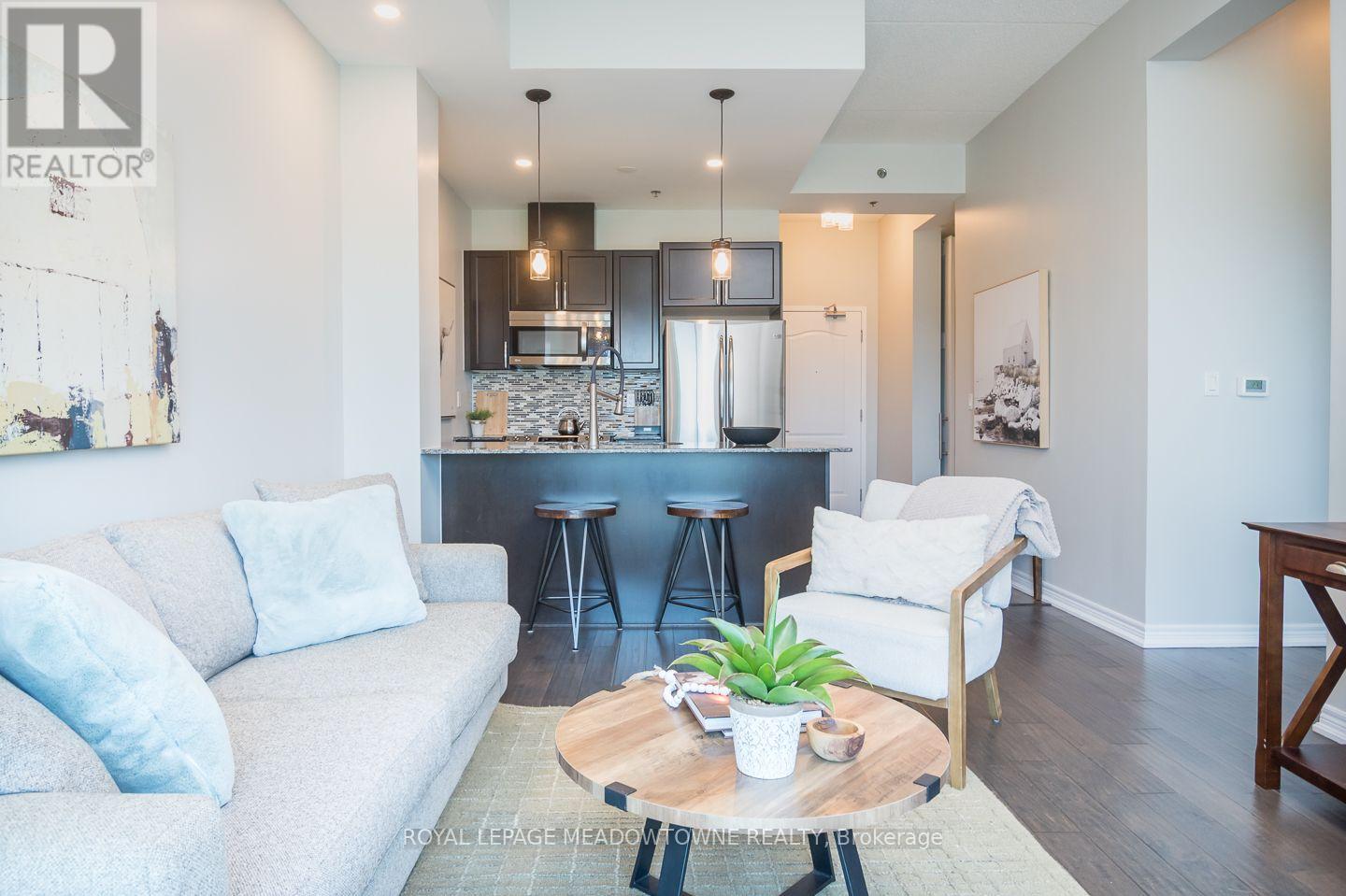 #607 1419 COSTIGAN ROAD - 16