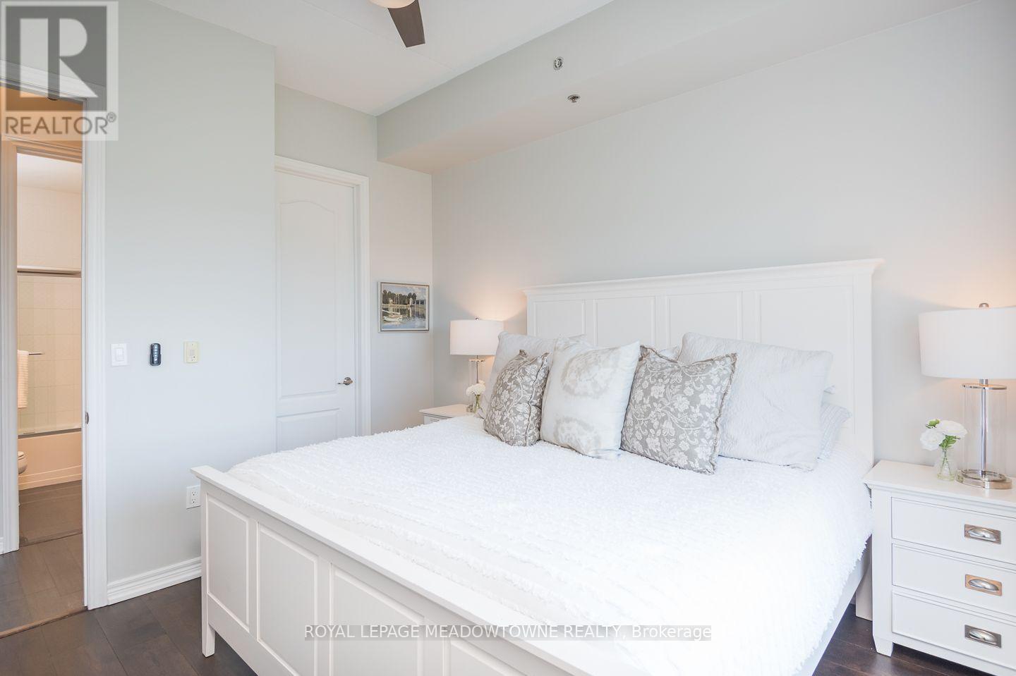 #607 1419 COSTIGAN ROAD - 18