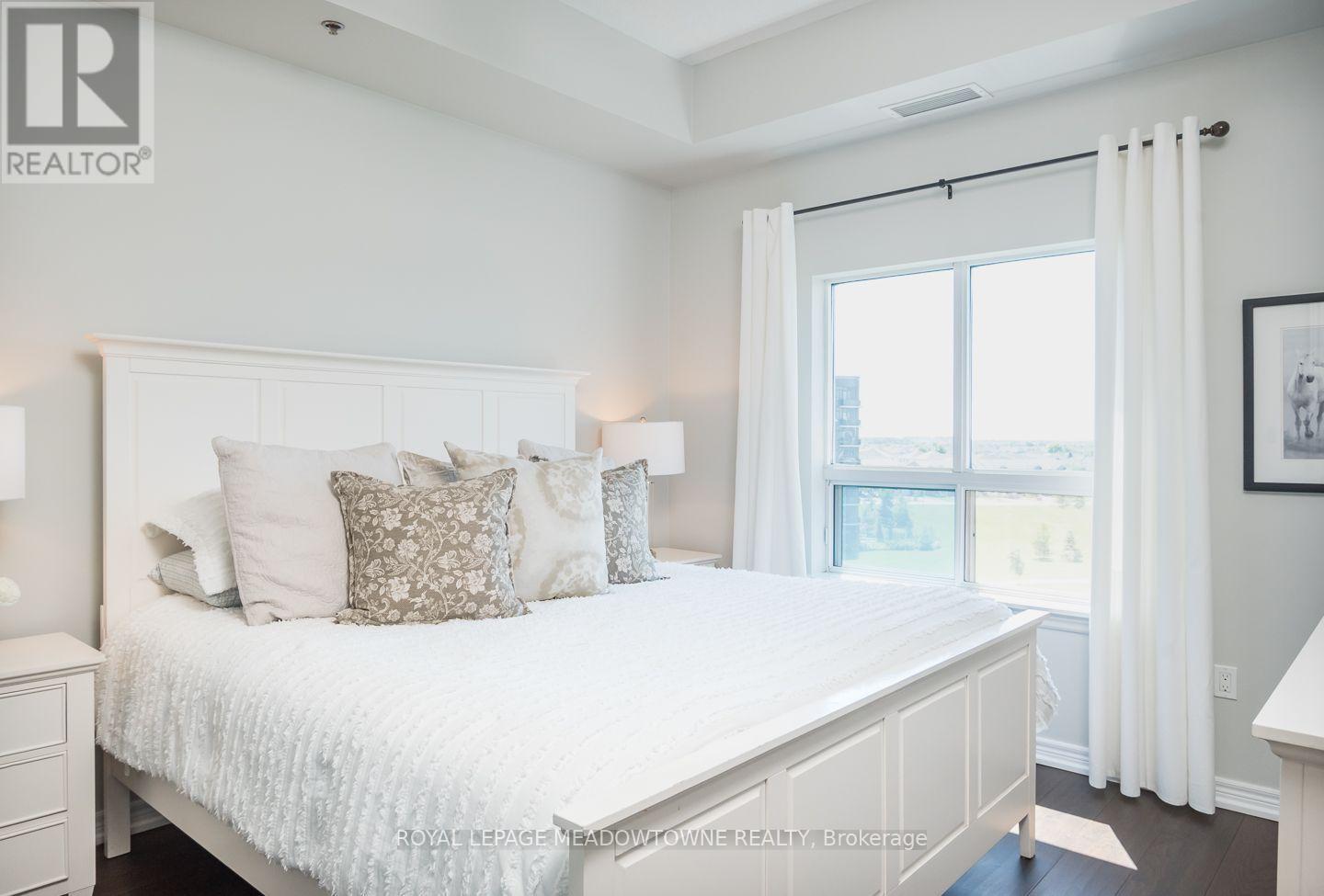 #607 1419 COSTIGAN ROAD - 4