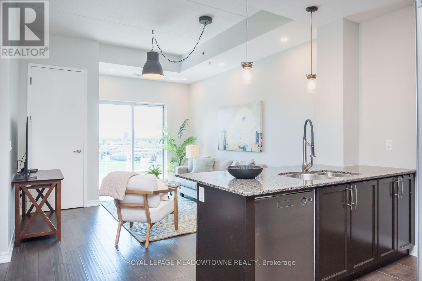 #607 1419 COSTIGAN ROAD - 9