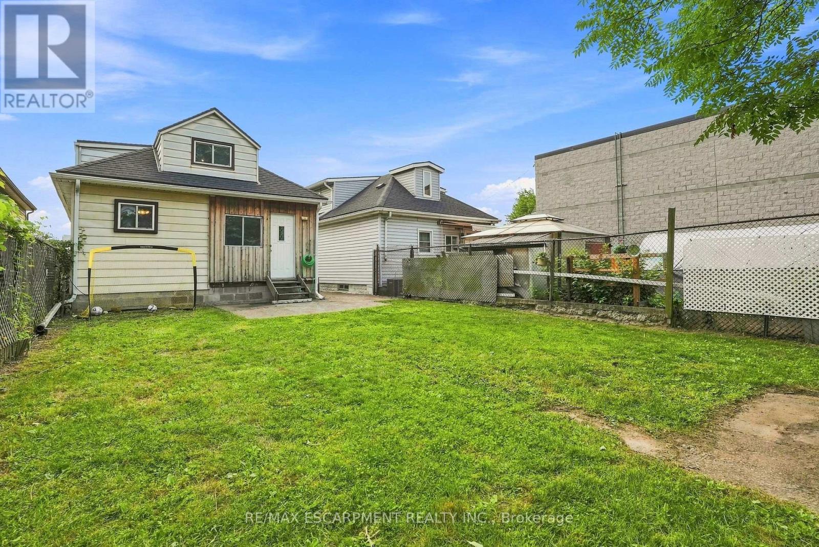 395 AVONDALE STREET - 48