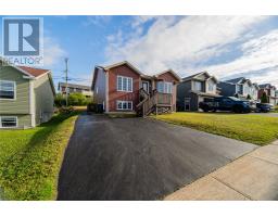 33 Sgt Donald Lucas Drive thumbnail 23