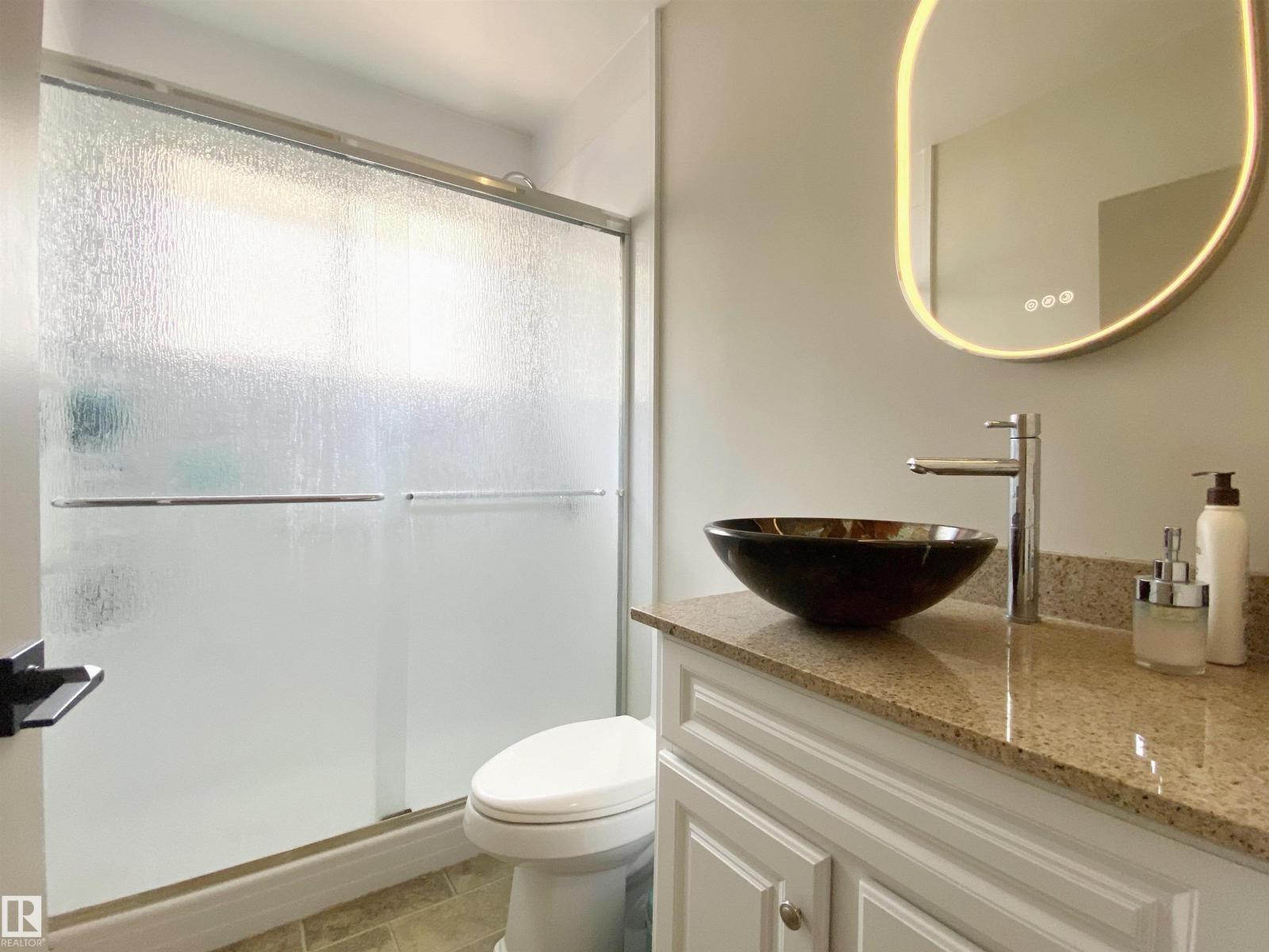 12137 50 ST NW - 35