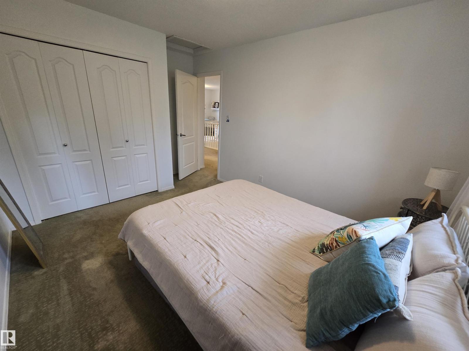 723 WELLS WD NW - 35