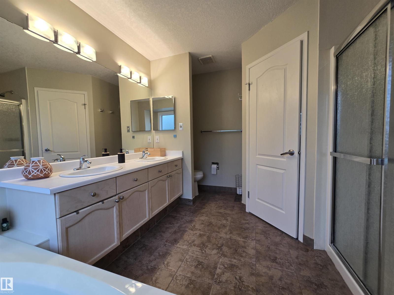 723 WELLS WD NW - Image 41