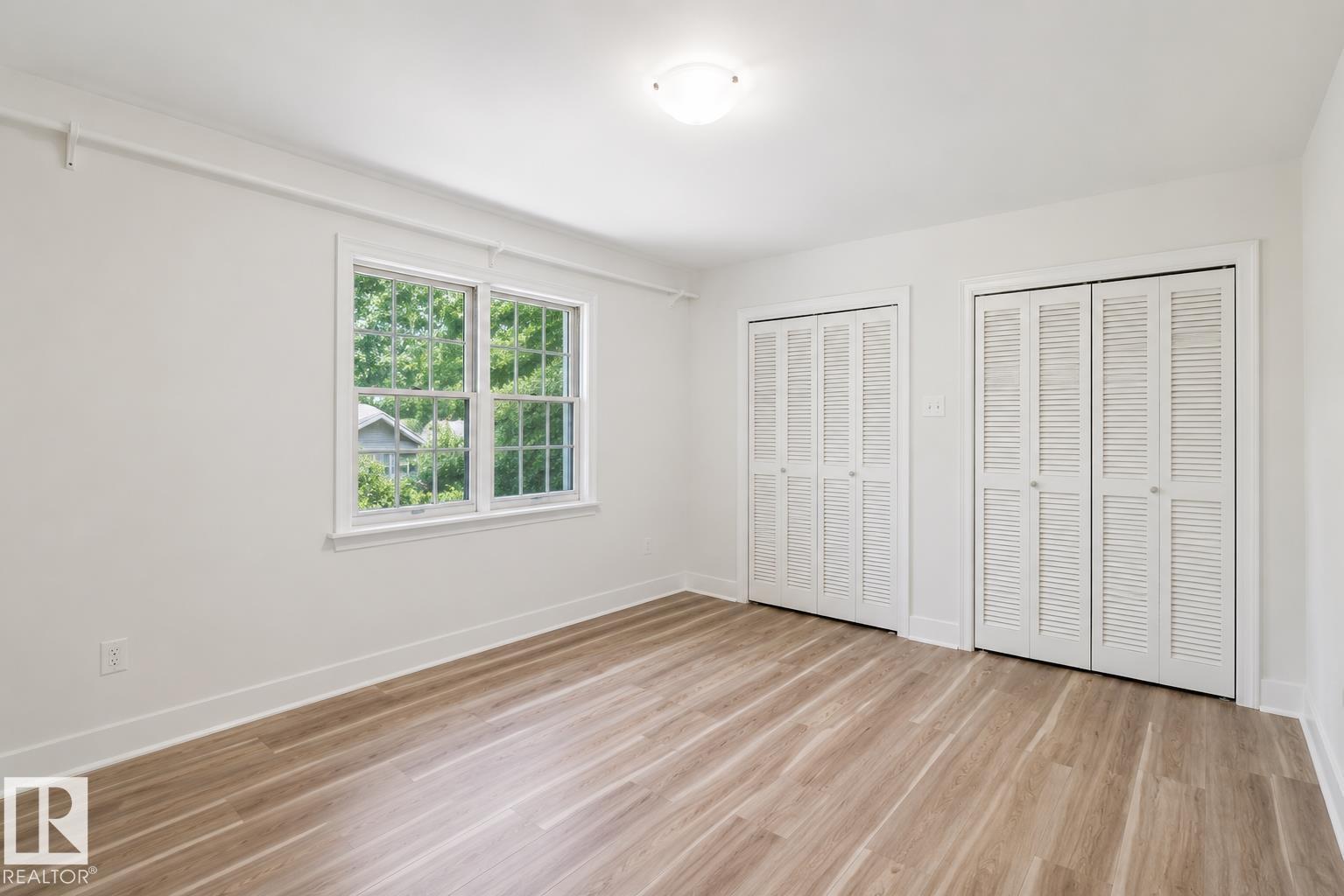 10438 133 Street NW - 23
