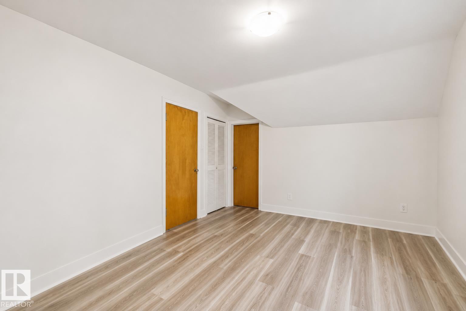 10438 133 Street NW - Image 24