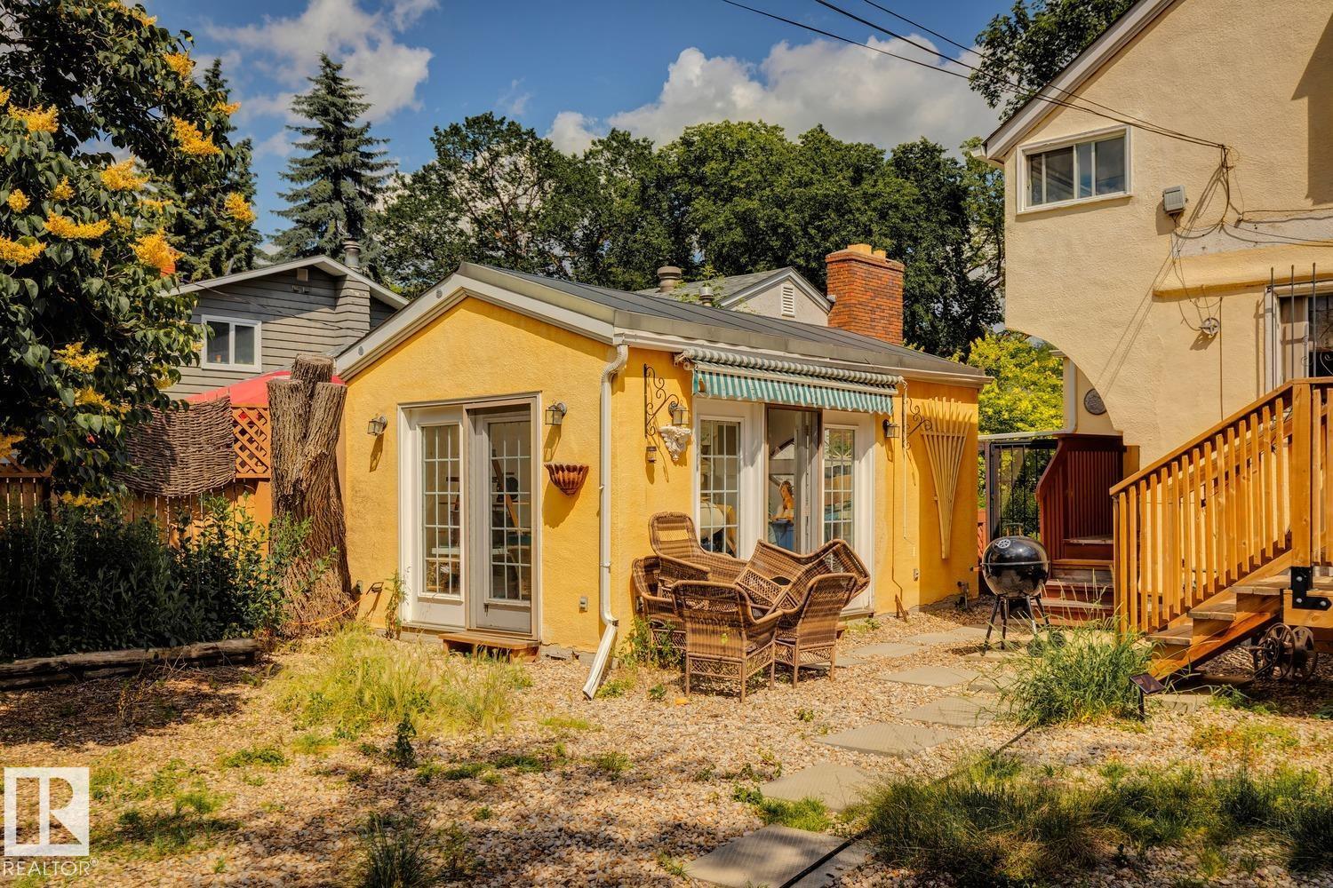 10438 133 Street NW - 42