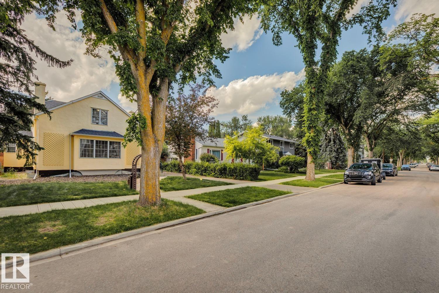 10438 133 Street NW - 6