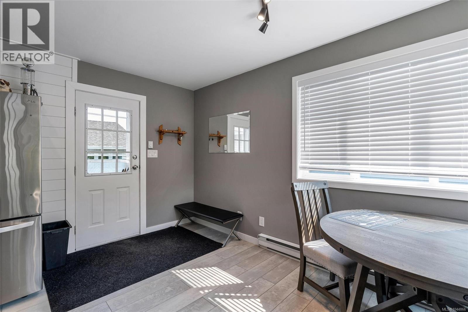 3059 Westview St - Image 13