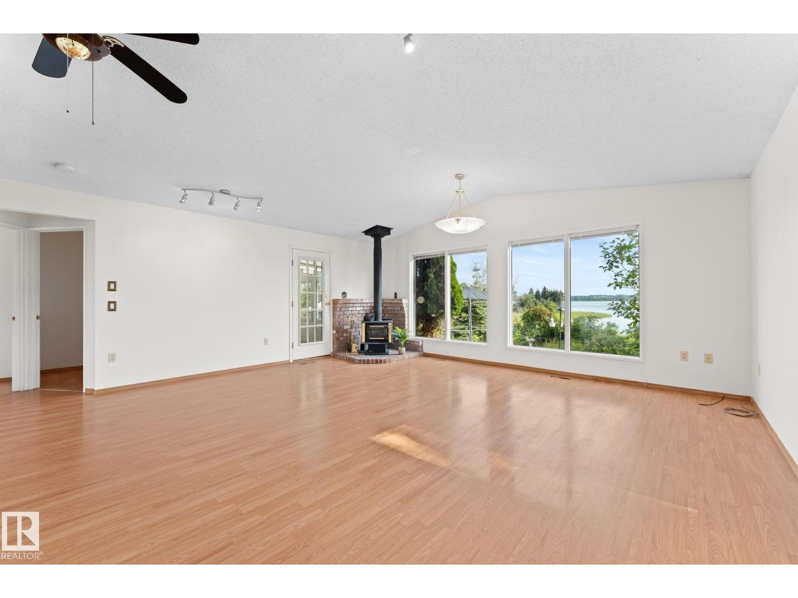 #274 52343 RGE ROAD 211 - Image 14