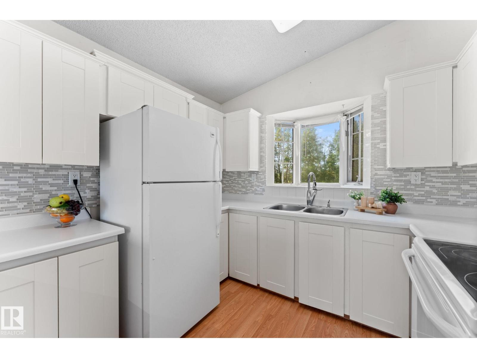#274 52343 RGE ROAD 211 - Image 17