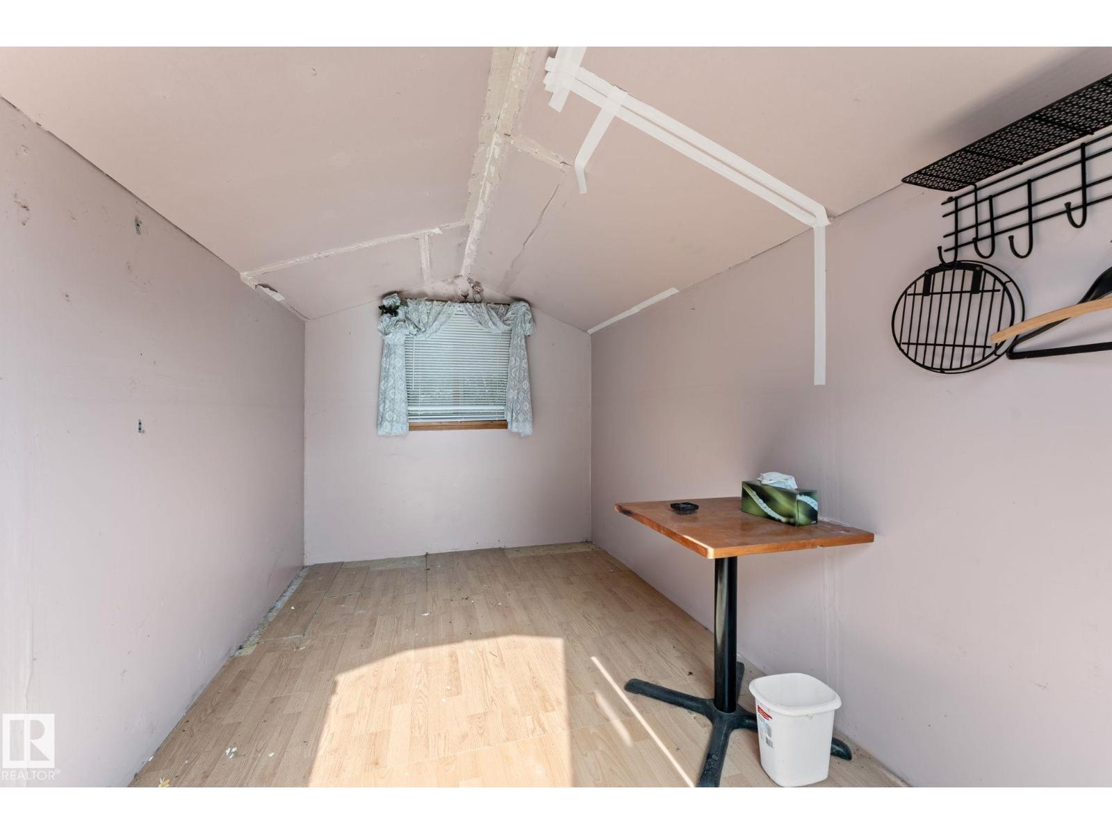 #274 52343 RGE ROAD 211 - Image 39