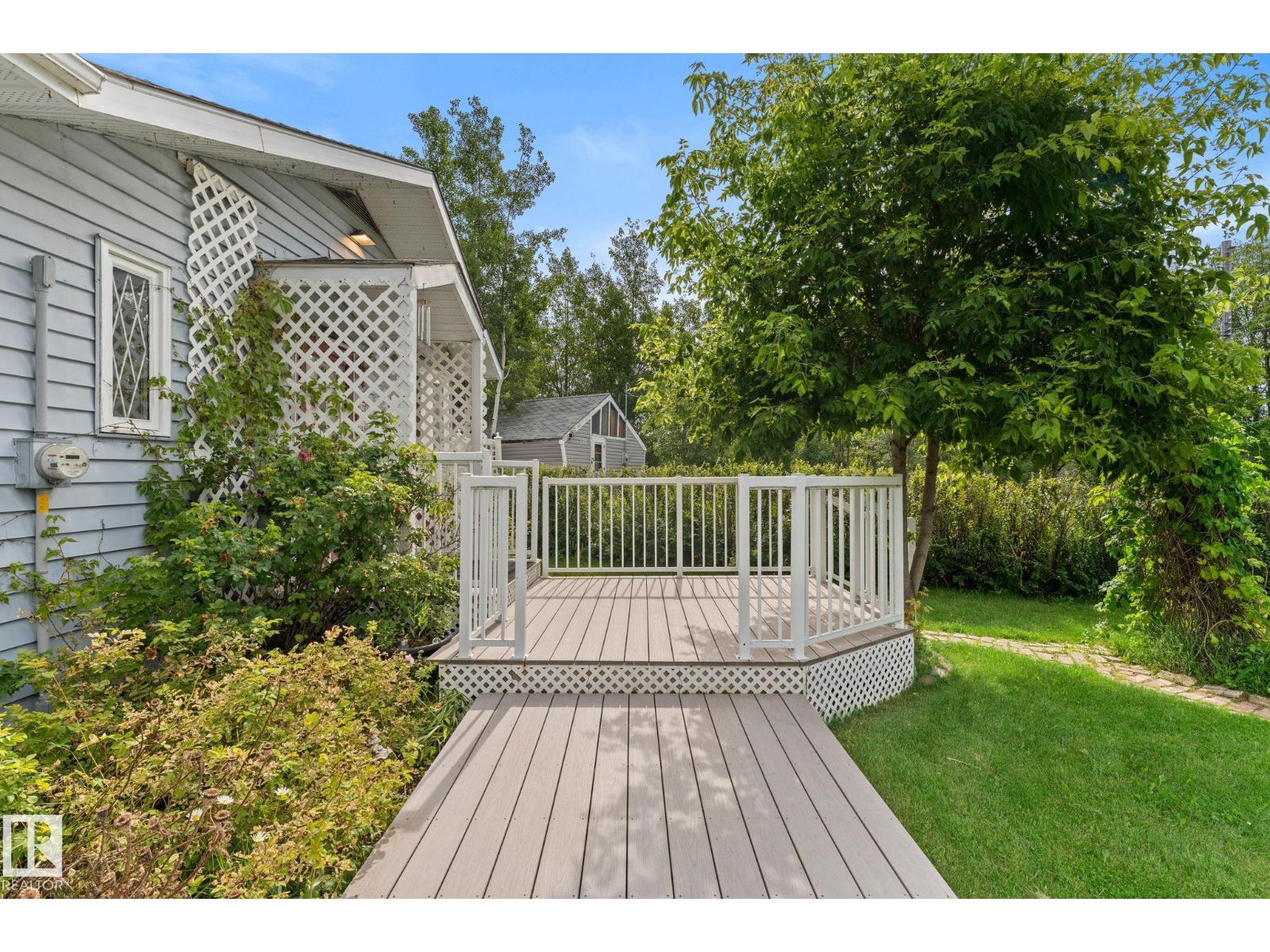 #274 52343 RGE ROAD 211 - 4