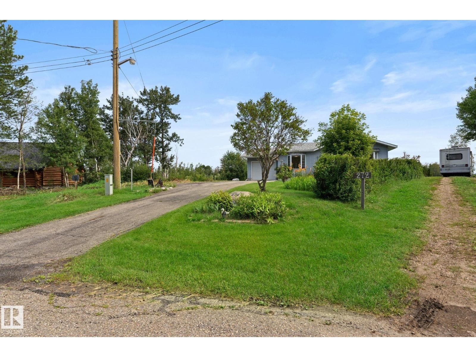 #274 52343 RGE ROAD 211 - 54