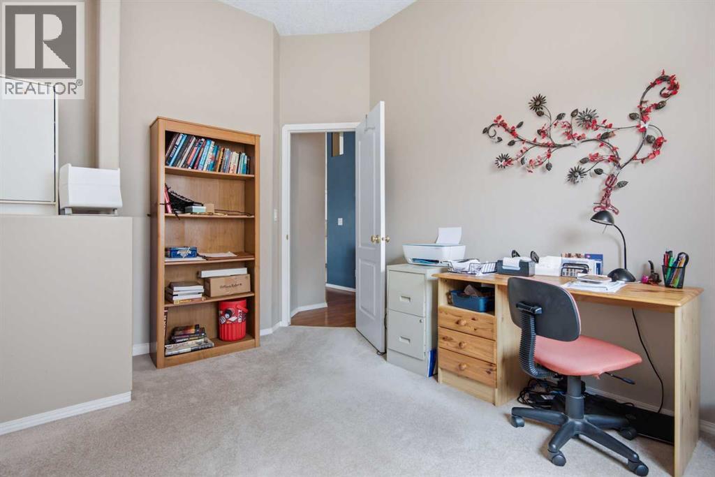 98 Duval Crescent - 19