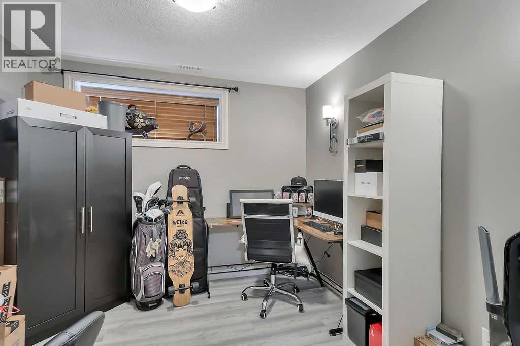 9 Valley Crescent - Image 32