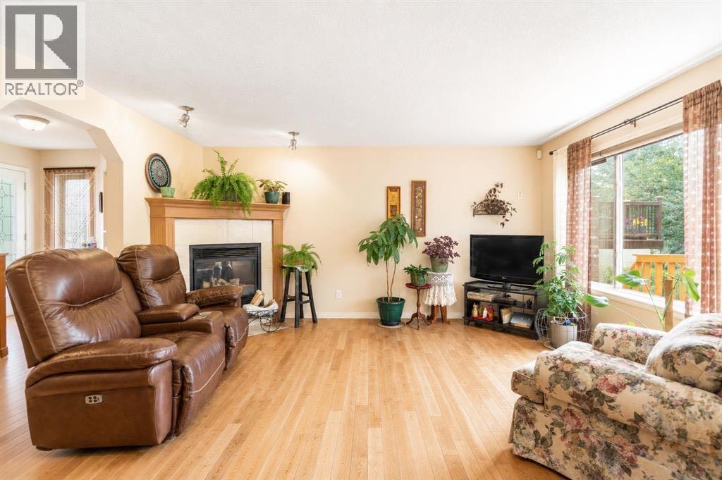 1115 Woodside Way NW - 15